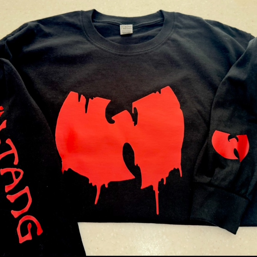 Long Sleeve Wu-tang logo tee